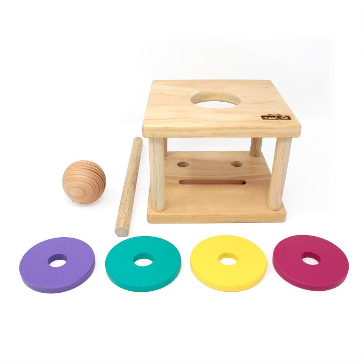 Caja tragamonedas - Insertar y encajar Montessori